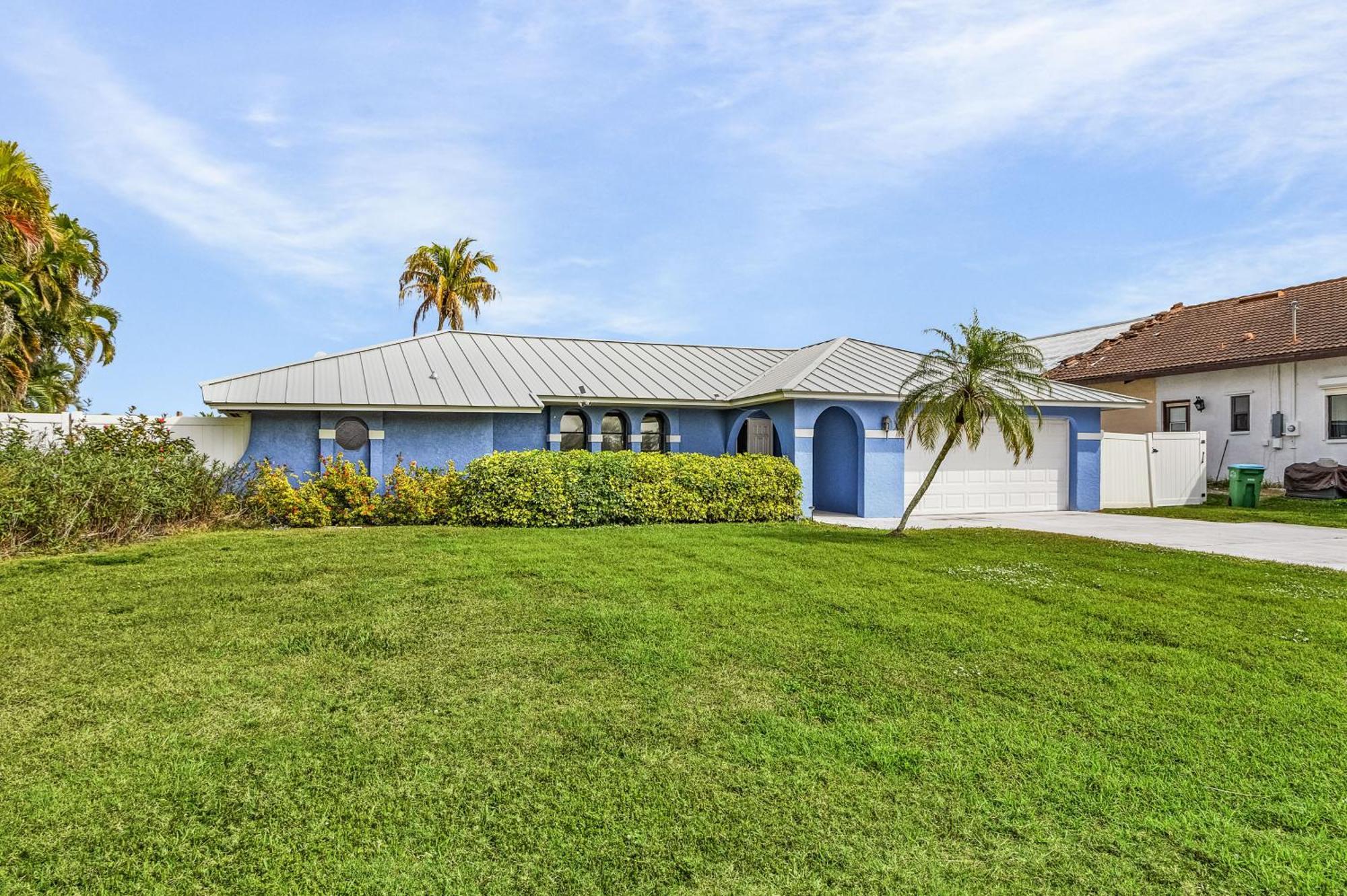 Canal-Front Oasis With Dock And Kayaks In Cape Coral! Eksteriør bilde